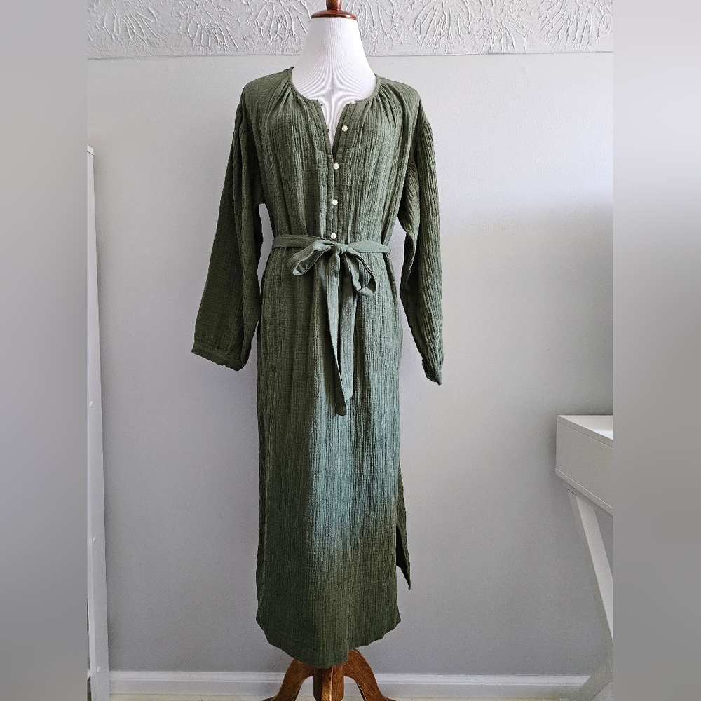Universal Thread | Green Long Sleeve Dress